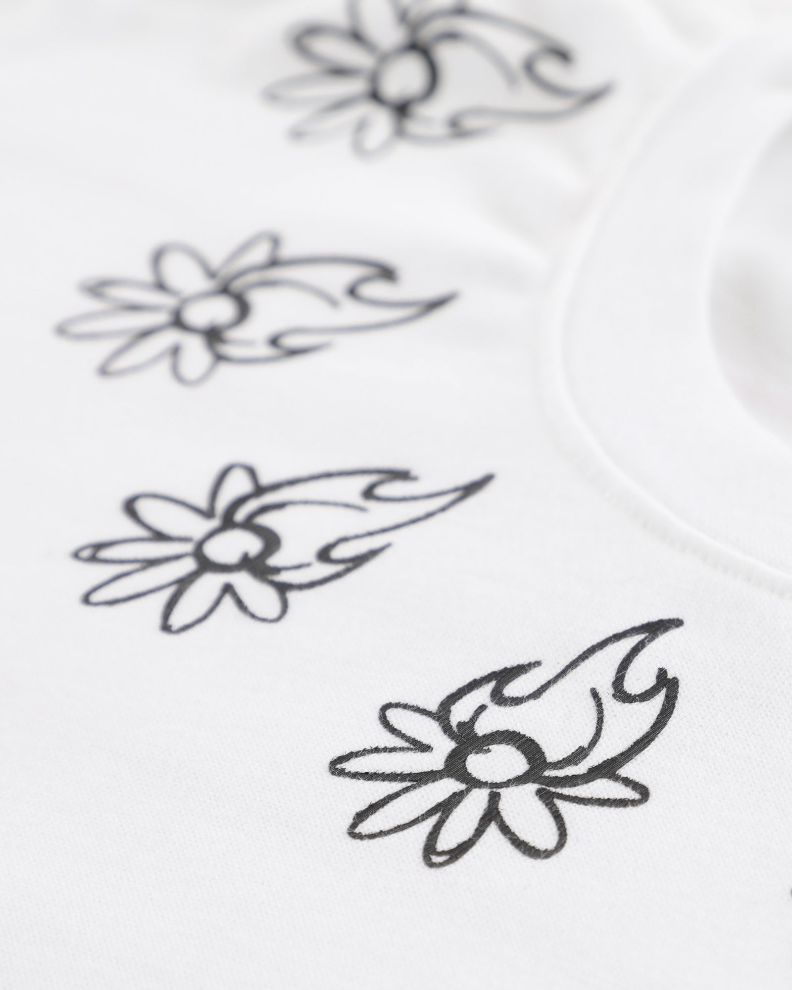 Burning Daisy Collar T-Shirt