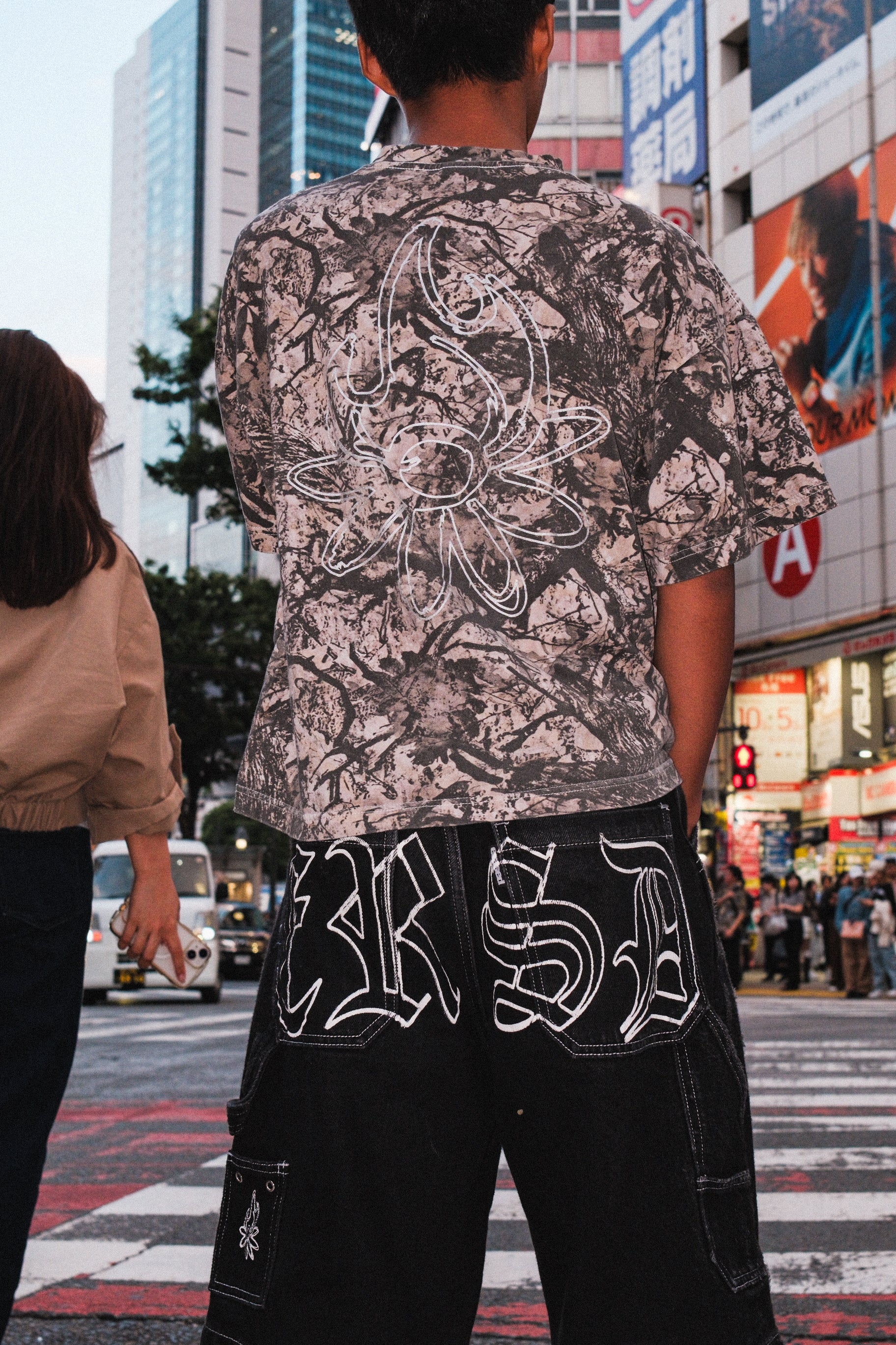 Burning Daisy 8 Pocket Denim Shorts w/Hammer Loop