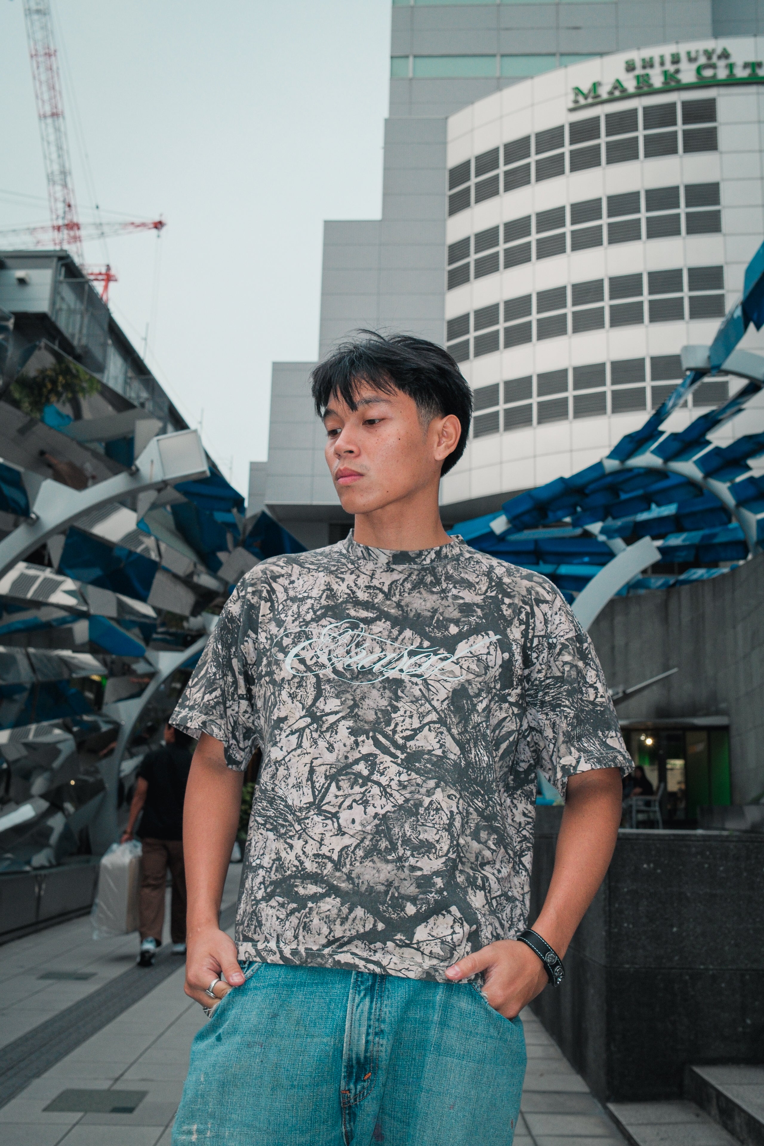Burning Daisy SS Hunting Tee