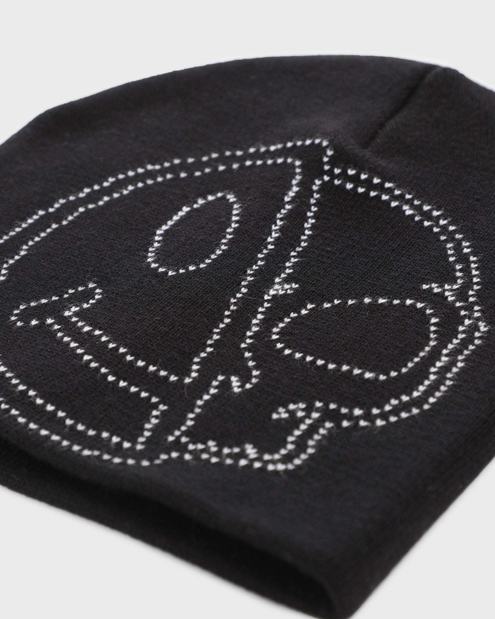 Smiley Skull Skully Beanie