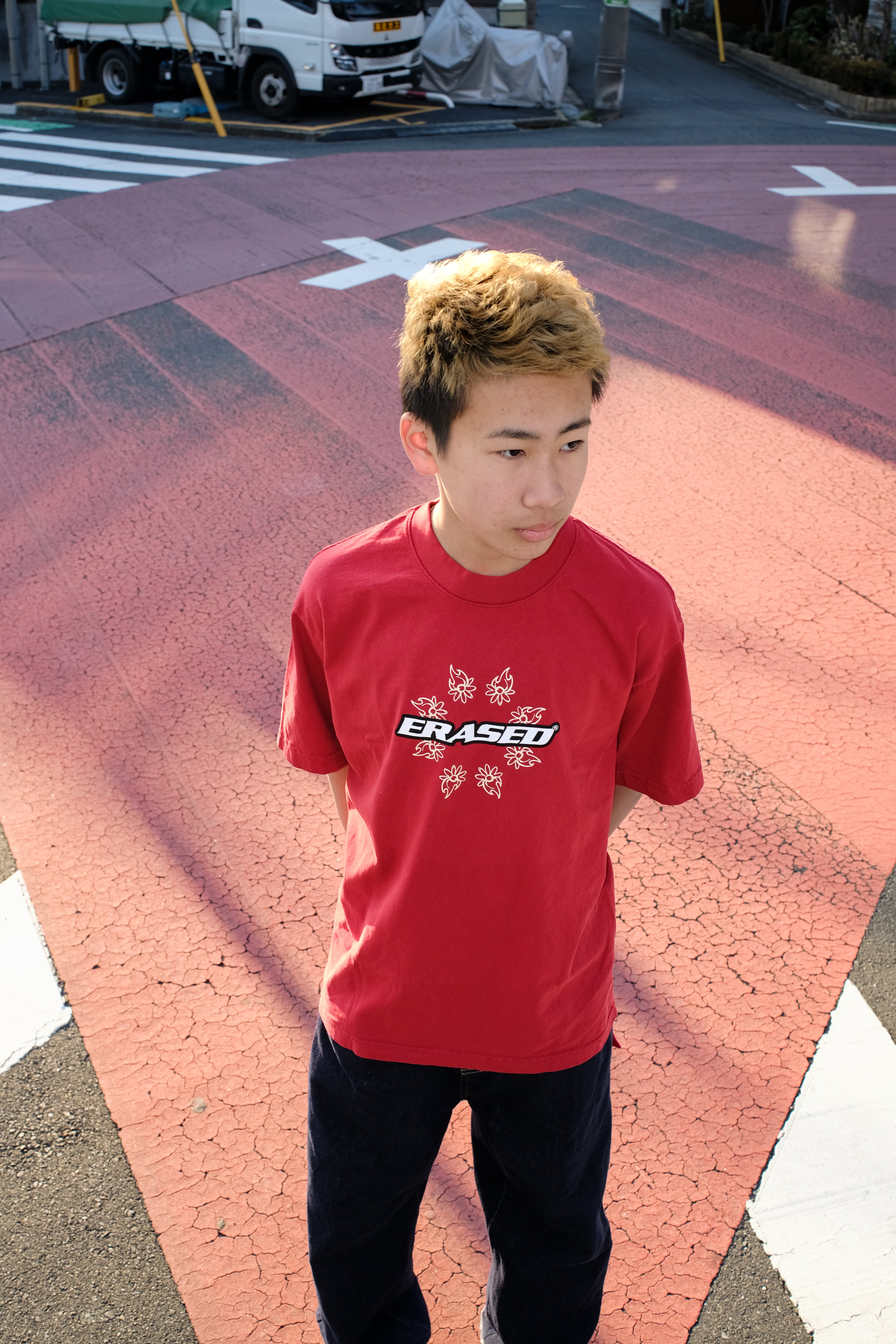 Burning Daisies Tee